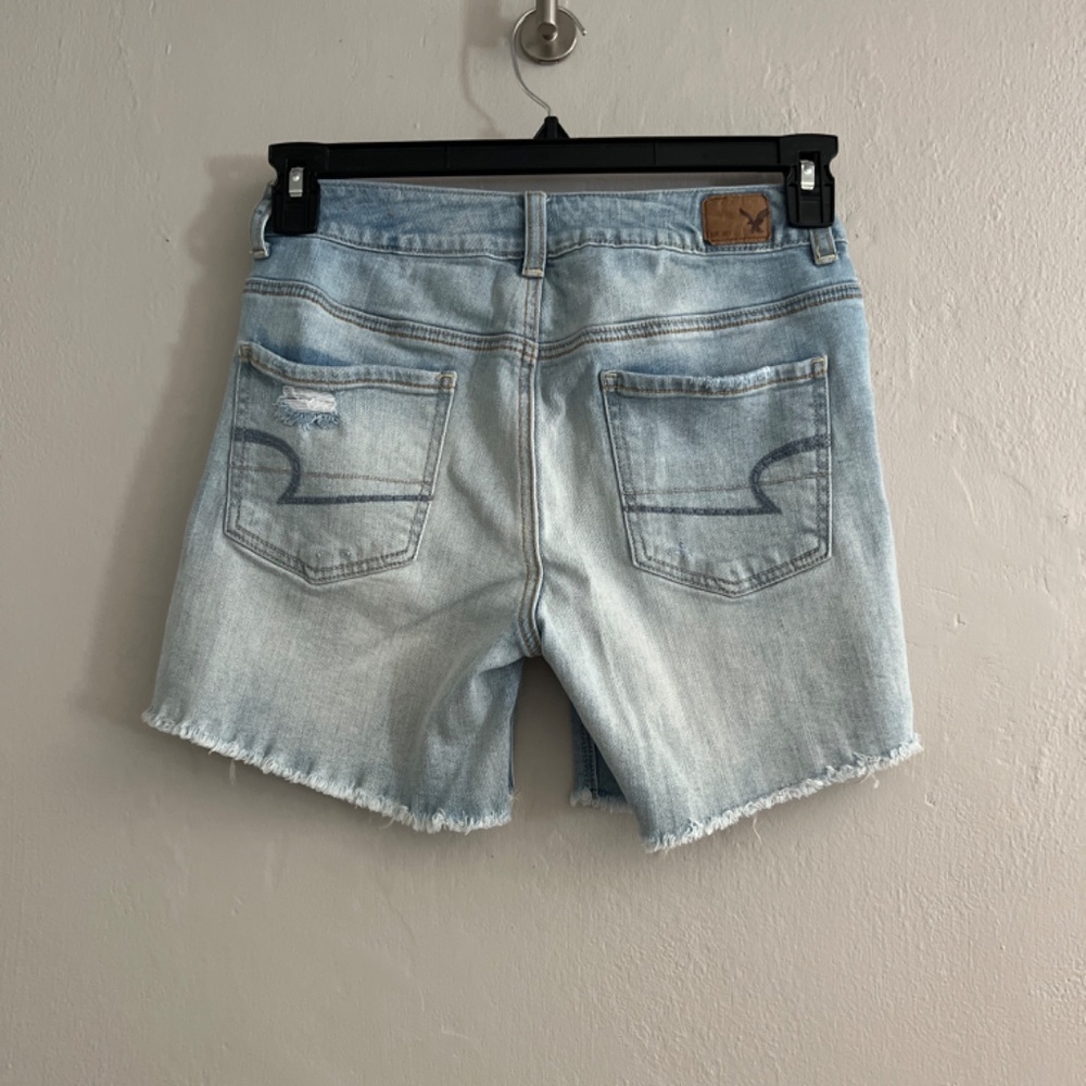 American Eagle Tomgirl distressed short size 0 - Picture 2 of 4